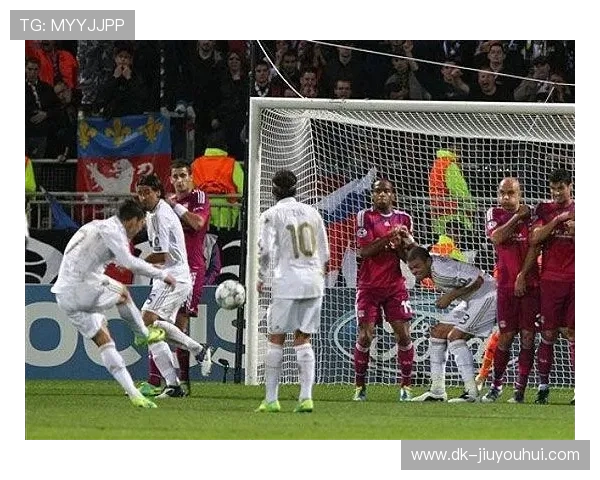 十分钟连进四球震撼全场的足球逆转盛宴全景深度精彩解析报道事件